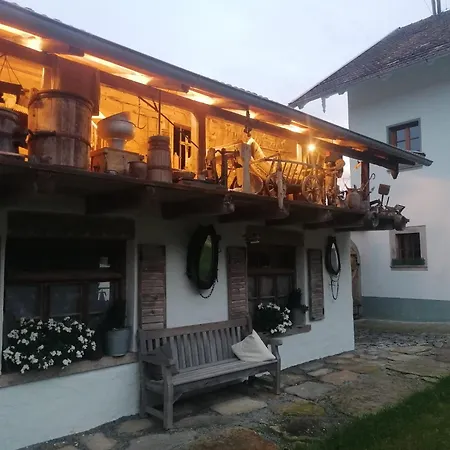 Voeltl-hof Bed and Breakfast Büchlberg